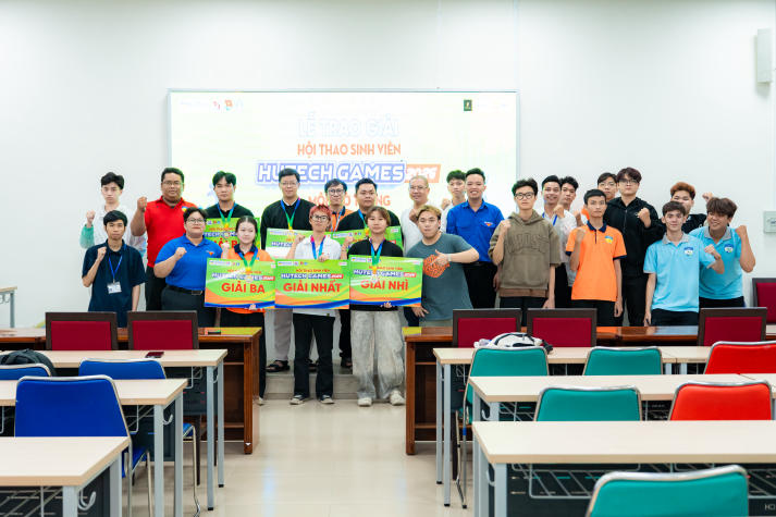 [HUTECH Games 2026]: Bùng nổ trí tuệ và tốc độ tại ngày thi đấu Cờ vua, Cờ tướng và Cầu lông 162