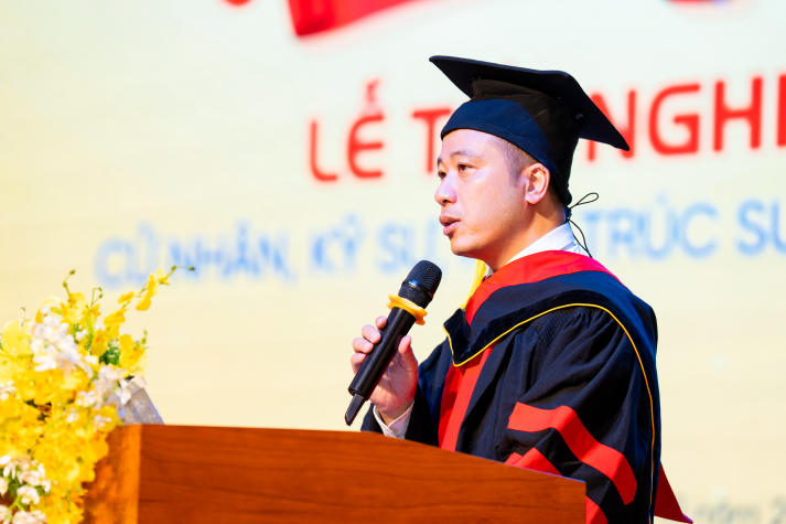 [Video] Từ sàn đấu đến lễ vinh danh: Câu chuyện bản lĩnh của tân khoa HUTECH Nguyễn Phạm Vĩnh Khang 67