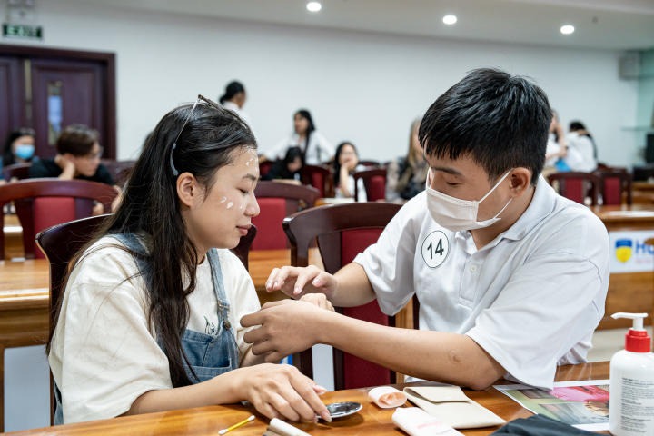 Sinh viên Khoa Trung Quốc học trổ tài makeup tôn vinh nhan sắc người phụ nữ nhân dịp 08/03 61