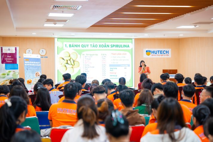 ​Sinh viên Viện Khoa học Ứng dụng HUTECH học cùng chuyên gia Hoa Kỳ về nguyên liệu bơ sữa 113