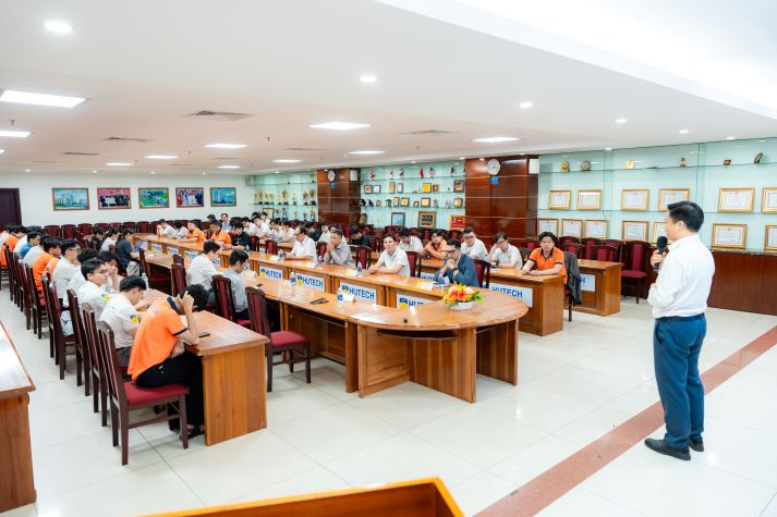 Sinh viên VJIT luyện bí kíp phỏng vấn, sẵn sàng nắm bắt cơ hội tại HUTECH IT OPEN DAY 2026 4