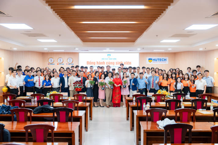 Cựu sinh viên truyền lửa đam mê, khơi dậy bản lĩnh cho sinh viên Viện Khoa học Ứng dụng 113