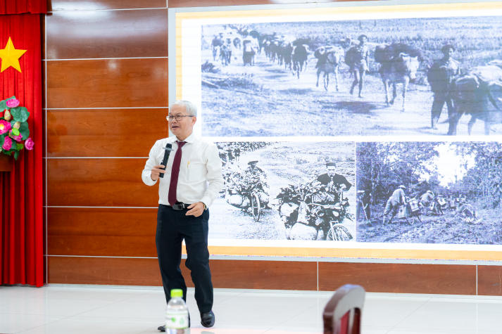 Sinh viên HUTECH lan tỏa tinh thần yêu nước, bồi dưỡng lý tưởng cách mạng từ những chia sẻ truyền lửa 30