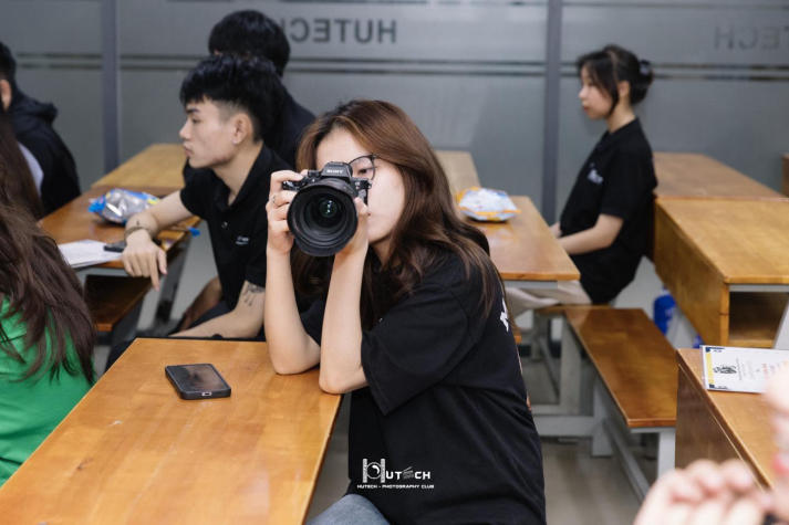 Tham gia HUTECH Photo Tour 2025, HUTECH-ers nắm cơ hội “săn ảnh” cùng Nhiếp ảnh gia Kmon Nguyễn 59