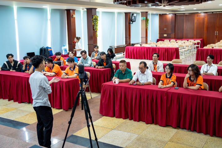 Số hoá Bảo tàng Hồ Chí Minh: Trải nghiệm độc đáo của sinh viên ngành Nghệ thuật số HUTECH 50