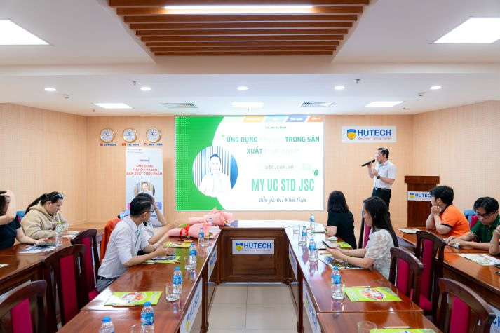 Từ giảng đường đến thực tiễn: sinh viên tiếp cận “chìa khóa” chất lượng và an toàn từ phụ gia thực phẩm 33