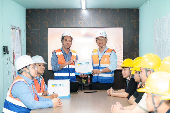 Sinh viên Khoa Xây dựng học nghề từ thực tế công trình 67