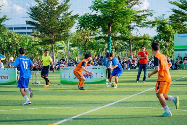[HUTECH Football Cup 2023] Lộ diện 04 đội mạnh nhất tiến vào vòng Bán kết 22