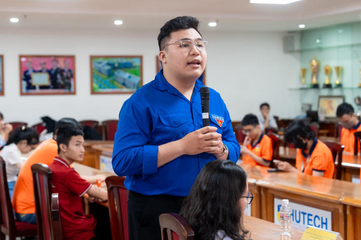 [Video] WE-Speak 2026: Sinh viên Khoa Tiếng Anh rèn tư duy, làm chủ cảm xúc, tạo kết nối 94
