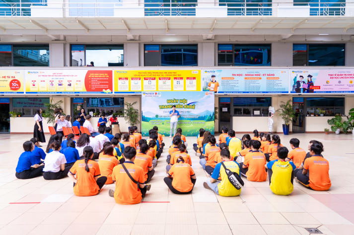 Sôi nổi Ngày hội Thanh niên khỏe Khoa Tài chính - Thương mại: Khỏe cùng 5 tốt 8