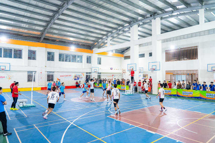 [HUTECH Games 2026] Viện Kỹ thuật lội ngược dòng ngoạn mục, giành ngôi vương Bóng chuyền nam 36