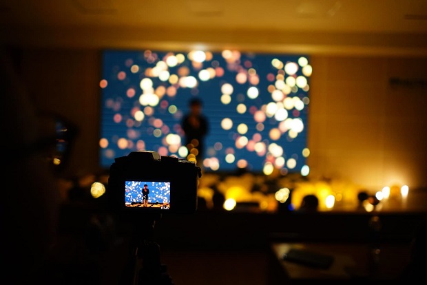 Nhìn lại “tuần sự kiện” sôi động của sinh viên Khoa Truyền thông - Thiết kế HUTECH 143