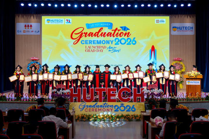 Từ giảng đường đến hành trình học tập suốt đời của tân khoa HUTECH 54