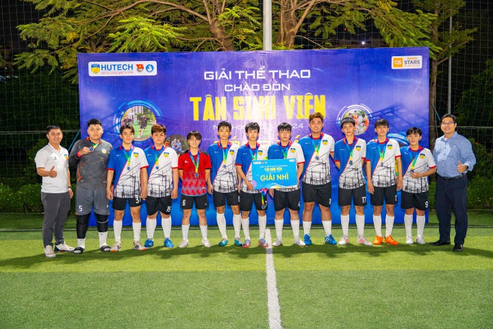 Giải thể thao chào đón tân sinh viên 2023 chính thức khép lại với nội dung thi đấu Cầu lông nam, nữ và Bóng đá nam 204