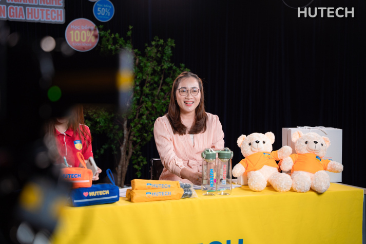 [HUTECH TIKTOK LIVE 2026] Hiểu đúng về ngành Dược và chương trình quốc tế qua góc nhìn chuyên gia 43