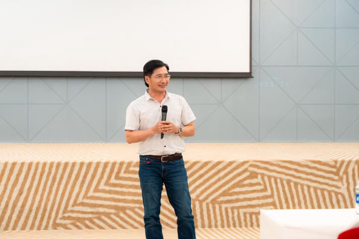 Sinh viên Viện Kỹ thuật HUTECH học nghề từ hạ tầng công nghệ thực tế tại Viettel TP.HCM 43