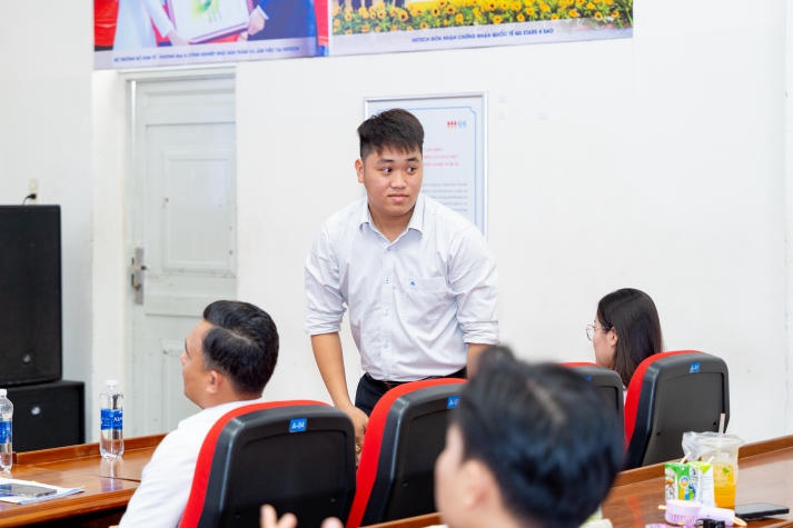 Viện Công nghệ Việt - Hàn HUTECH tuyên dương 357 sinh viên tiêu biểu HKI năm học 2023-2024 24