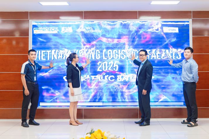 Sinh viên HUTECH nhập cuộc sân chơi “Tài năng trẻ Logistics Việt Nam 2025”, sẵn sàng khẳng định bản lĩnh 61