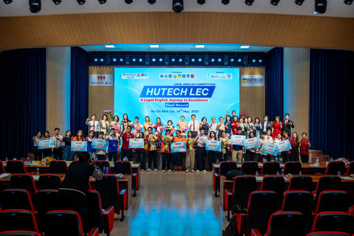 Tỏa sáng bản lĩnh luật sư trẻ trong thời kỳ hội nhập tại HUTECH LEC 2025 332