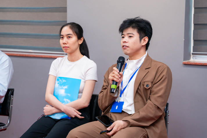 Sinh viên Thiết kế đồ họa HUTECH tích lũy kỹ năng nghề minh họa từ chuyên gia ngành xuất bản 57