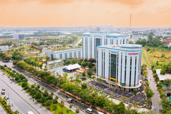 HUTECH chính thức tham gia Dự án Phát triển Giáo dục Xuyên Quốc gia (EmpowerTNE: Enhancing UK TNE value in Vietnam) tại Việt Nam 16
