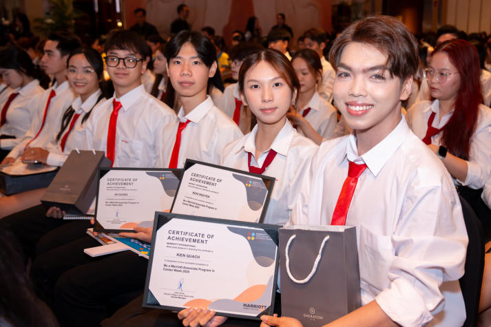 ​[Video] Sinh viên Quản trị khách sạn "chạm ngõ" ngành nghề cùng JW Marriott Hotel & Suites SaiGon 90