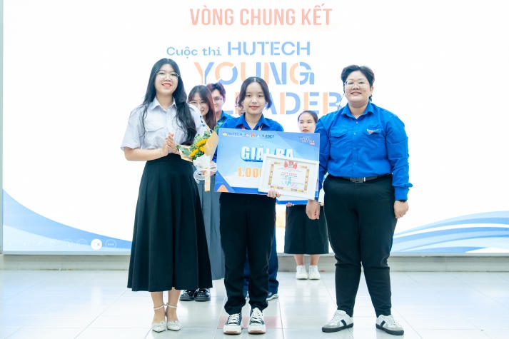 Trần Mỹ Uy - sinh viên Khoa Marketing - Kinh doanh quốc tế giành Quán quân cuộc thi HUTECH Young Leaders 2024 323