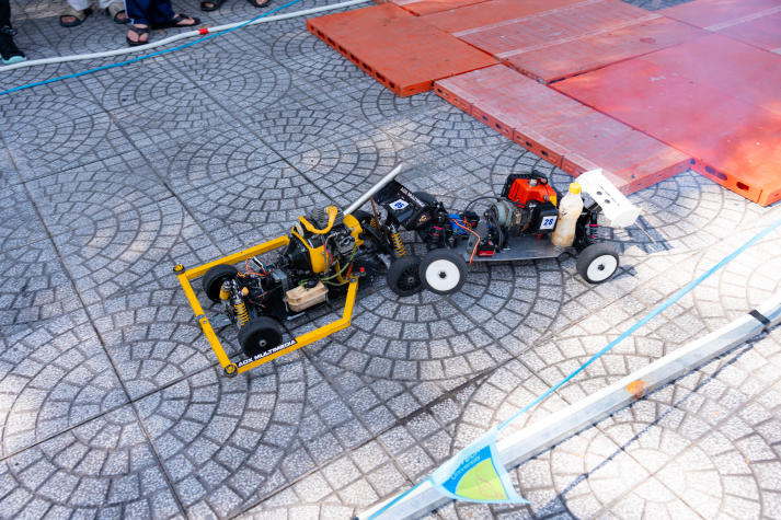 Sinh viên HUTECH hiện thực hóa đam mê kỹ thuật - công nghệ qua loạt dự án và sân chơi 32