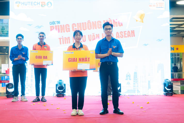 Sôi nổi Ngày hội “Sinh viên 5 tốt”: HUTECH-ers chủ động rèn luyện, bứt phá bản thân 130