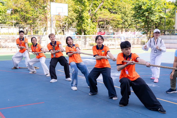 Sinh viên Nhật Bản học, Hàn Quốc học HUTECH “cháy” hết mình tại hội thao, lan tỏa tinh thần đoàn kết 55