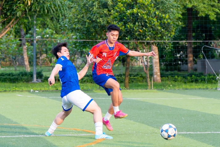 Giải Bóng đá UNIVERSITY FOOTBALL TOURNAMENT HUTECH tiếp nhận đăng ký đến 20/12 94