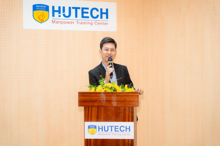 Univers Tour Tiền Phong Nam tại HUTECH: Khởi đầu hợp tác, mở rộng cơ hội nghề nghiệp cho sinh viên 14