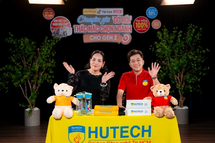 [HUTECH TIKTOK LIVE 2026] Khi những băn khoăn chọn ngành của Gen Z được tháo gỡ đúng cách 10