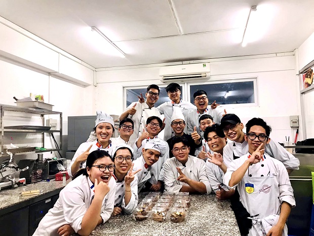 Gặp gỡ giảng viên Trần Lê Thanh Thiện - người lan tỏa cảm hứng ẩm thực “5 sao” cho sinh viên HUTECH 78