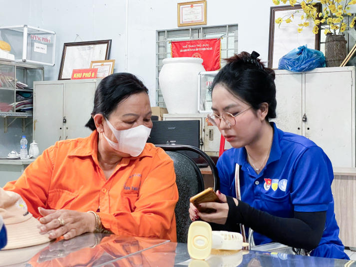 Điểm tin hoạt động Mùa hè xanh HUTECH 2025: Mặt trận TP.HCM sôi nổi với loạt công trình ý nghĩa 22