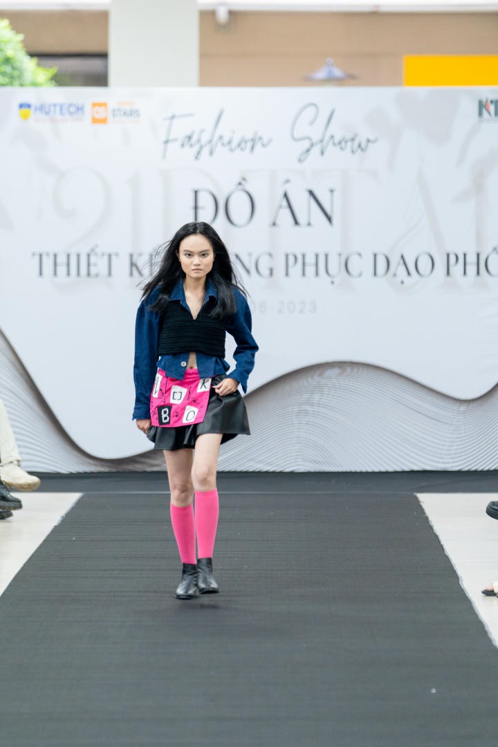 Ngắm 17 bộ sưu tập độc đáo tại show “Trang phục dạo phố” của sinh viên ngành Thiết kế thời trang 45