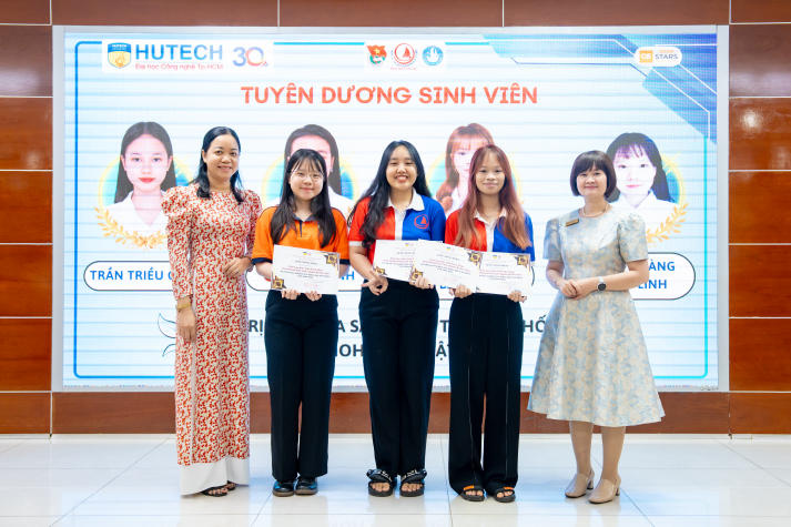 Hội nghị tổng kết Khoa Nhật Bản học: Ghi nhận nỗ lực sinh viên và phát động phong trào năm học mới 122