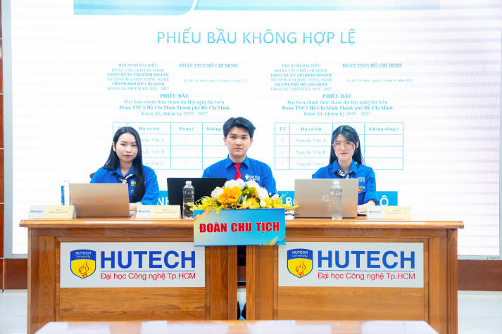 Tuổi trẻ Khoa Quản trị kinh doanh: Nhiệt huyết, sáng tạo trong nhiệm kỳ mới 26