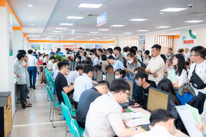 HUTECH chính thức công bố điểm chuẩn năm 2026: Điểm thi THPT từ 15 - 22 điểm 2490