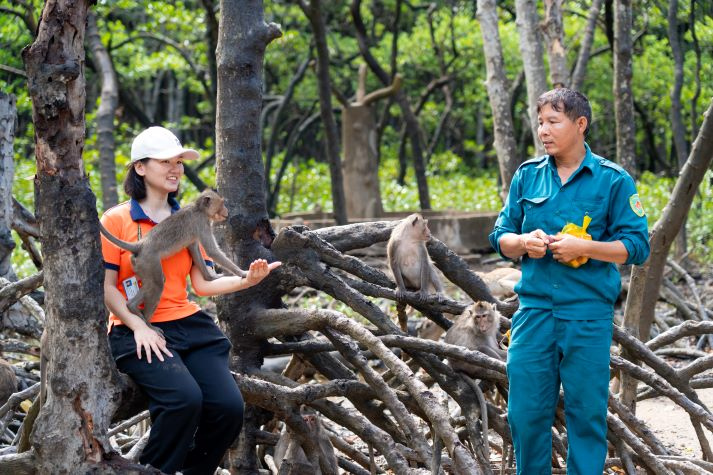 Sinh viên Quản trị dịch vụ du lịch và lữ hành học phát triển du lịch bền vững từ thực tế Cần Giờ 35