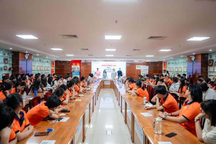 Chuyên gia đồng hành cùng HUTECH-ers khám phá bí quyết vượt lo âu 7