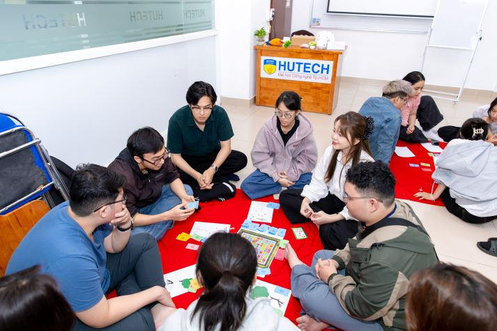 Ngày hội Tâm lý học: Kết nối học thuật và trải nghiệm hướng nghiệp cho học sinh THPT 99