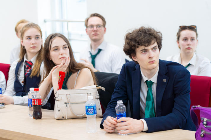 HUTECH welcomes students from University of Groningen for international academic exchange 89