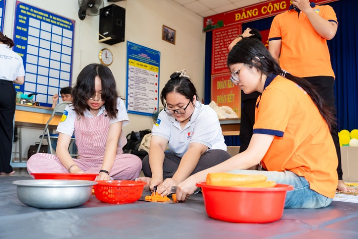 Ngày hội Cựu sinh viên VJIT 2025: Gắn kết tình thân các thế hệ 48