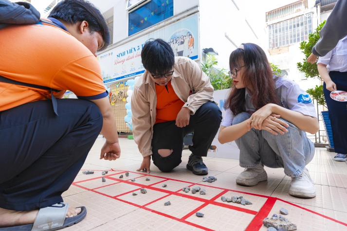 Không khí xuân ngập tràn với chương trình “Xuân Đất Việt” của Khoa Quản trị kinh doanh 55