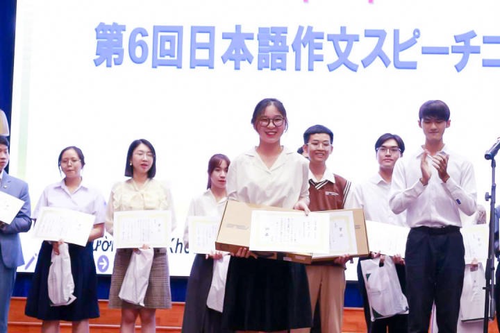 Sinh viên Viện Công nghệ Việt - Nhật đạt giải Nhì cuộc thi "Hùng biện tiếng Nhật các trường Đại học phía Nam lần 6" 32