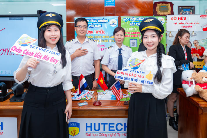 ​HUTECH ký kết MOU cùng CLB Doanh nhân CASBC: Kiến tạo môi trường học tập gắn liền thực tiễn cho sinh viên 67