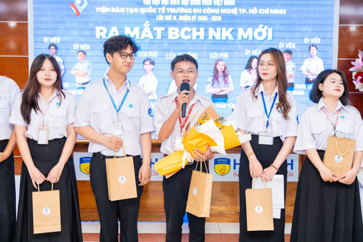 Sôi nổi khí thế tại Đại hội Đại biểu Liên Chi hội Viện Đào tạo Quốc tế lần IV, nhiệm kỳ 2025 - 2028 245