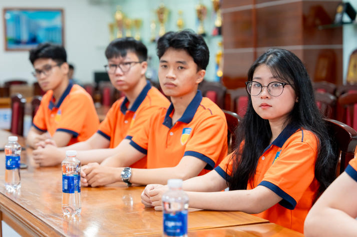 [Video] Khởi động chương trình “Hanwha Life Finance Mentor”: Cơ hội nhận học bổng, cố vấn và trải nghiệm thực tiễn cho sinh viên HUTECH 40