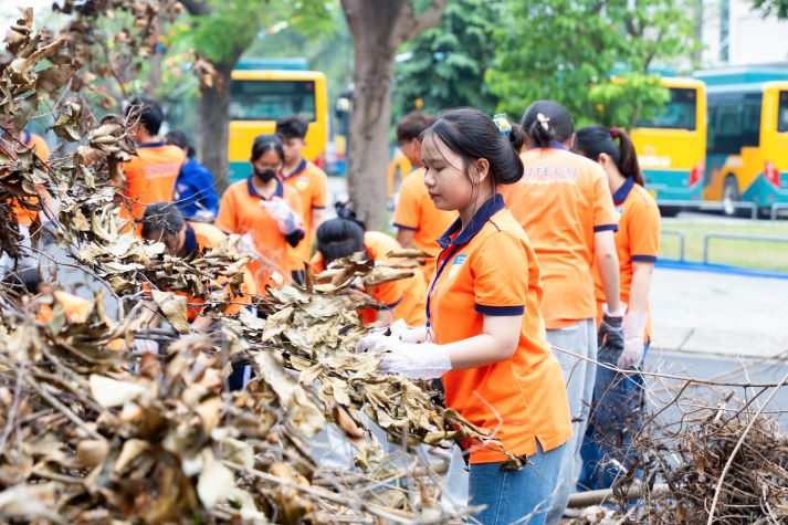 Viện Kỹ thuật phát động cao điểm tình nguyện, chung tay xây dựng môi trường xanh - sạch - đẹp 55